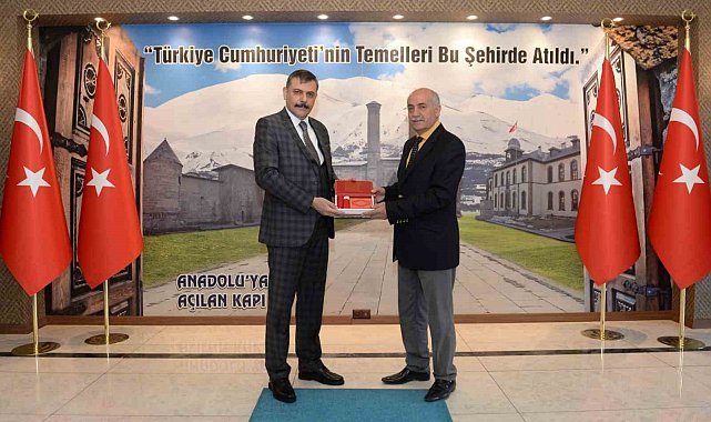 47 yıllık kamu görevinde 15 vali ile çalıştı