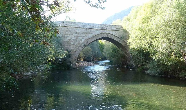 600 yıllık Arapgir Köprüsü yıllara direniyor