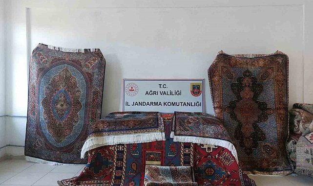 Ağrı'da İran halıları ele geçirildi