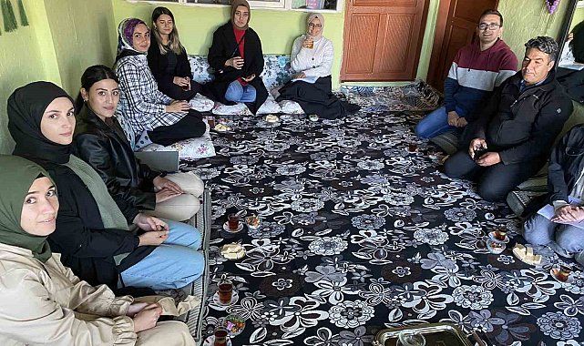 Ağrı'da öğrencilerin başarısını artırmak için öğretmenler ev ziyaretleri yapıyor