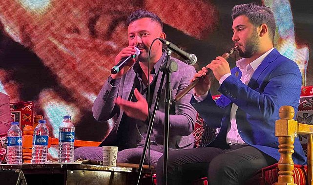 Ağrı'da Serhad'ın Dengbejleri programı büyük ilgi gördü