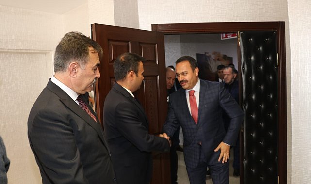 Ahlat'ta Cumhuriyet'in 100. yılı coşkuyla kutlandı