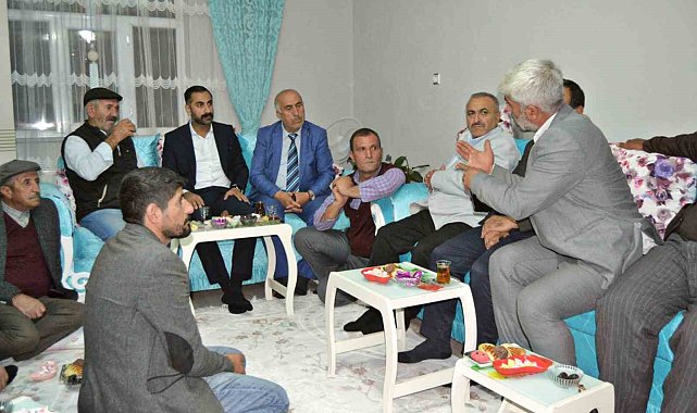 AK Parti Ağrı Merkez İlçe Başkanı Tahtalı, 2024 yerel seçimleri için vatandaşlarla buluşuyor