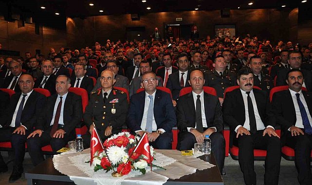 Atatürk'ün Kars'a gelişinin 99'uncu yılı kutlandı