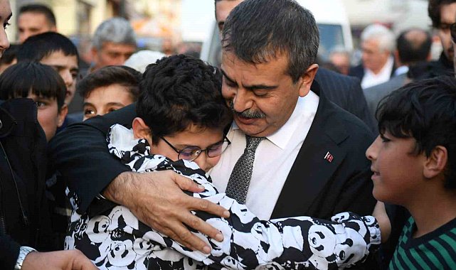 Bakan Tekin'den Erzurum'a dair duygu yüklü paylaşım