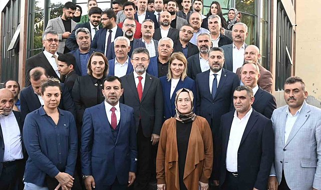 Bakan Yumaklı'dan muhalefete 31 Mart göndermesi