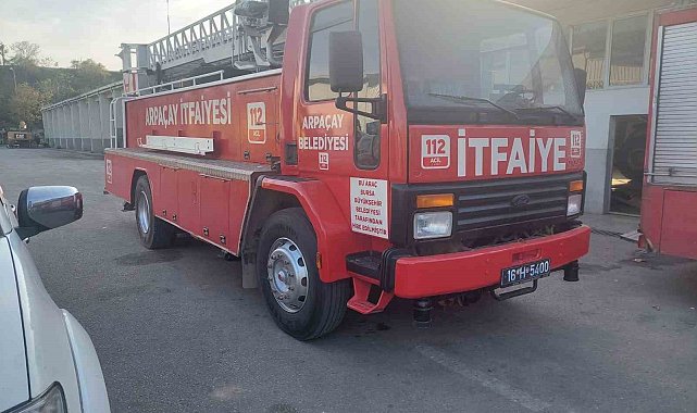 Başkan Aktaş'tan Arpaçay'a tam donanımlı itfaiye aracı