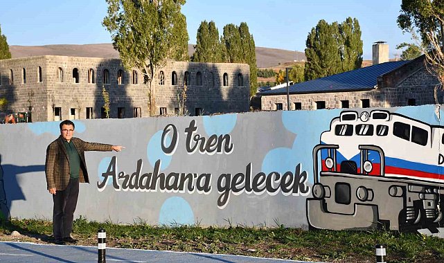 Başkan Demir: "Doğu Ekspresi'nin 50 kilometrelik altyapısını yapmaya talibiz"