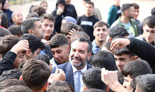Başkan Şerifoğulları, eğitimci ve öğrencilerle bir araya geldi
