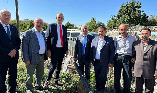 Bayırbağ'da su kuyusu açılarak evlerin içme su şebekesine takviye yapıldı