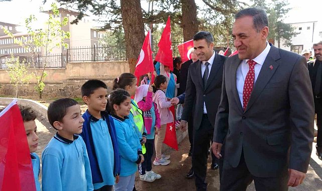 Bingöl Valisi Usta: "Yayaların güvenliğini tehlikeye düşüren her türlü taşıt sahibine ceza vermekten imtina etmeyeceğiz"
