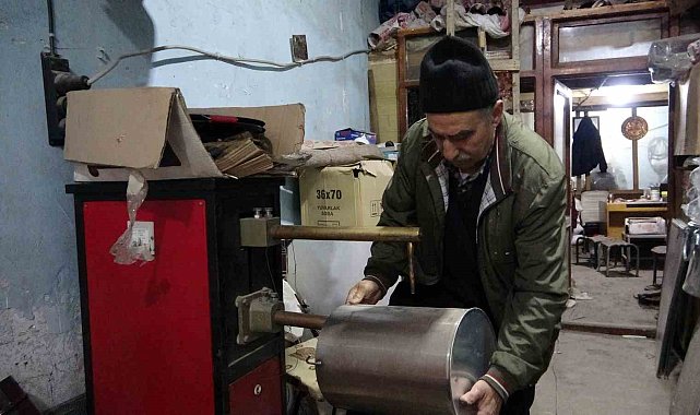 Bitlis'te soba üreticilerinin kış mesaisi başladı