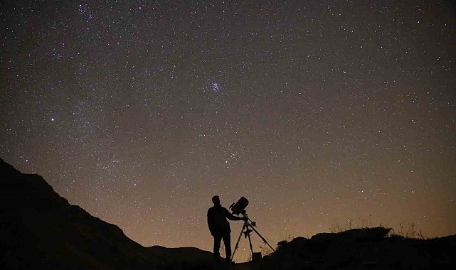 Bitlis'te uzay meraklıları 'Orionid meteoru'nu gözlemledi