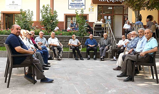 Büyükşehir yaşlıları unutmuyor