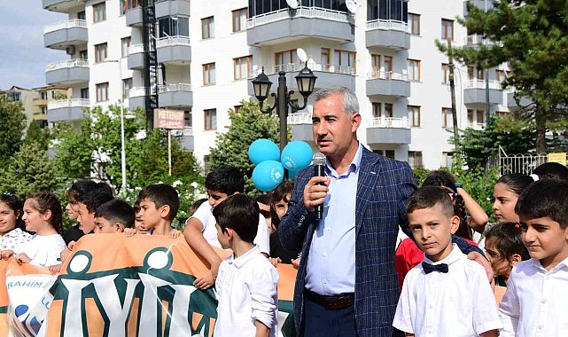 Çınar, 'İyilik önderleri son yaz pikniği' etkinliğinde çocuklarla bir araya geldi