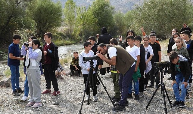 Çocuklara doğa turizmi etkinliği