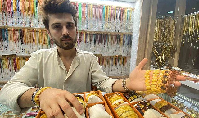 Damla kehribar kolyelere ilgi gün geçtikçe artıyor