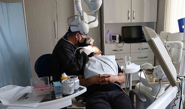 Diş hekimi Sarıyar'dan diş hassasiyeti uyarısı