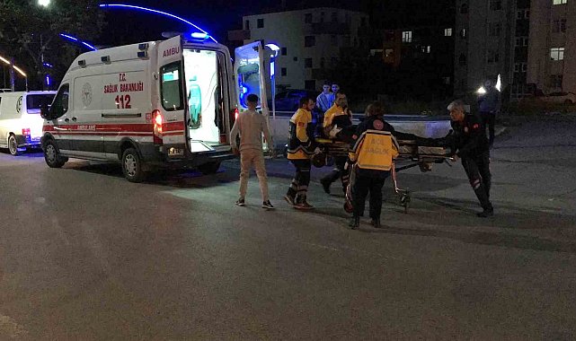 Elazığ'da motosiklet ile otomobil çarpıştı: 2 yaralı