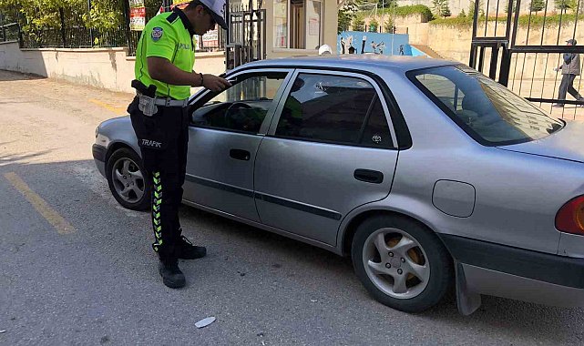 Elazığ'da okul önü denetimleri sürüyor