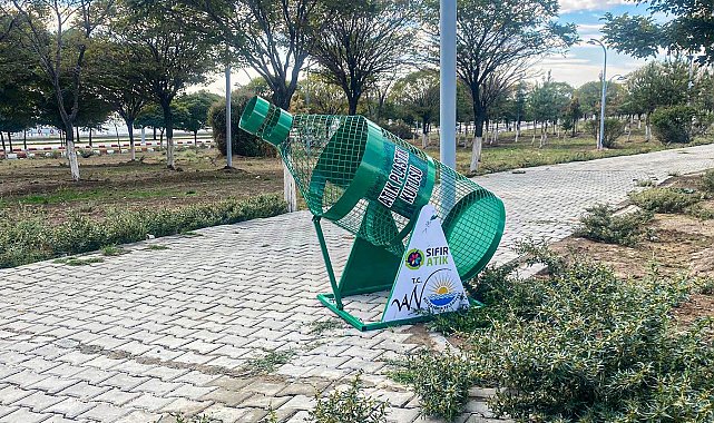 Erciş ve Gevaş ilçelerine atık plastik kutuları bırakıldı
