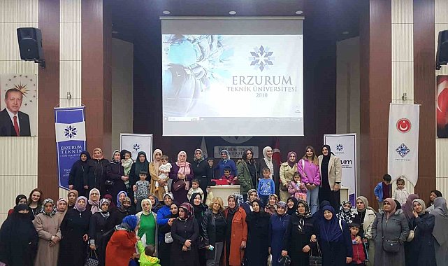 ETÜ'de "Kız Çocuklarını Geride Bırakma" paneli yapıldı