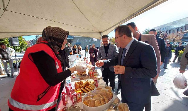 Gönüllü Anneler 'den örnek davranış