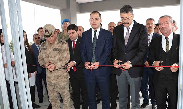 Hakkari'de cumhuriyetin 100. yılına özel sergi