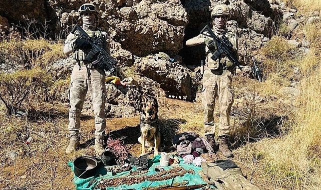 Hakkari'de terör operasyonu: Silah, mühimmat ve uyuşturucu ele geçirildi