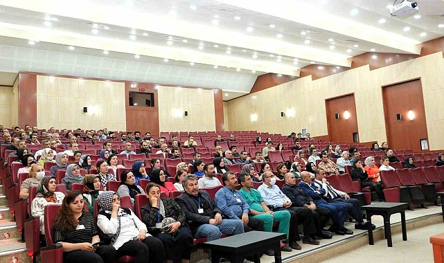 Hastane personeline "İnsan İlişkileri ve İletişim" eğitimi