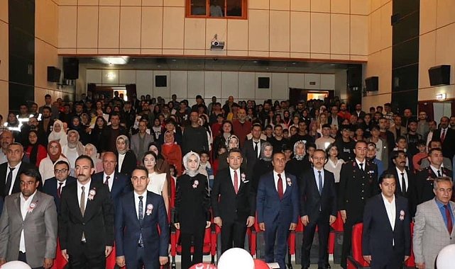Hizan'da 29 Ekim Cumhuriyet Bayramı coşkusu