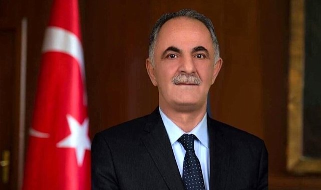 Horasan Belediye Başkanı istifa etti
