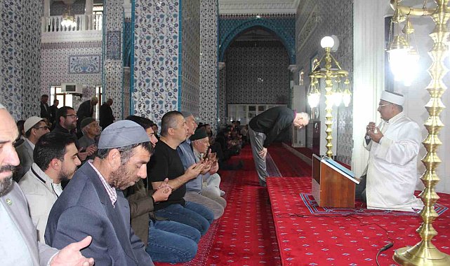 Iğdır'da şehitler için Mevlid ve Hatim Duası programı