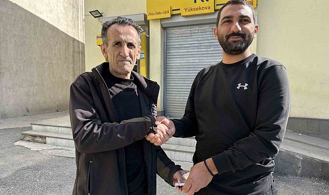 İnsanlık ölmedi dedirten hareket: Bulduğu parayı 2 haftanın sonunda sahibini bularak teslim etti