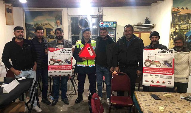 Jandarma, Ağrı'da çiftçilere yönelik trafik eğitim çalışmalarını arttırdı