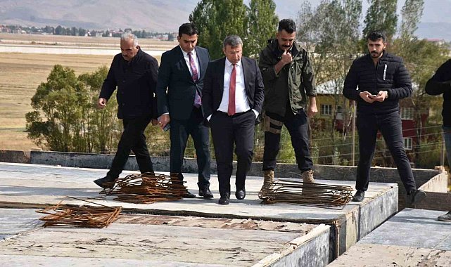 Kaymakam Çimşit okul inşaatlarını inceledi