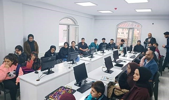 Kaymakam Uzun gençlerle bir araya geldi