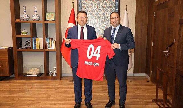 Kütahya Valisi Işın, Ağrı heyetini ağırladı