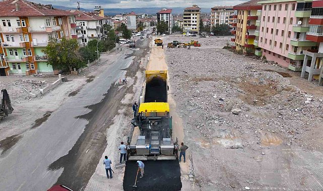 Malatya'da tahrip olan kaldırımlar yenileniyor
