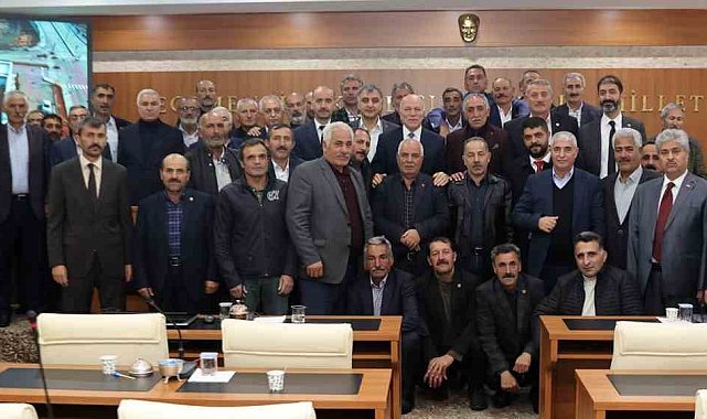 Muhtarlardan Başkan Sekmen'e hizmet teşekkürü