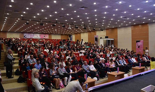 Muş'ta "Benim Hikayem" mottosuyla "10. Uluslararası Onkoloji Günleri" başladı