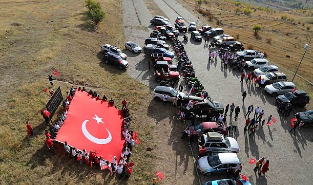 Off-road kulüpleri Cumhuriyetin 100. yıldönümü etkinliklerine renk kattı