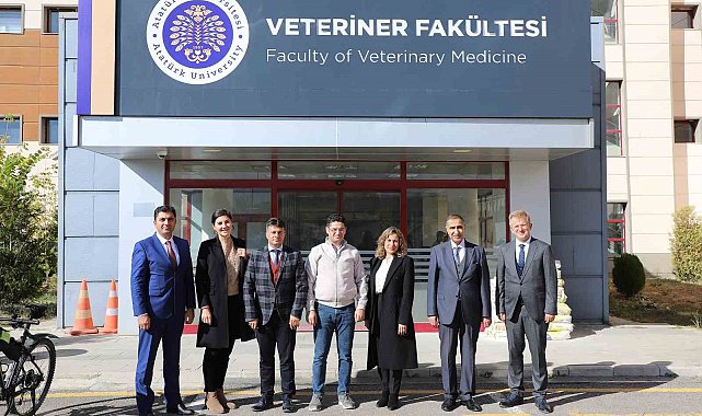 Projeleri desteklenen akademisyenlere ziyaret