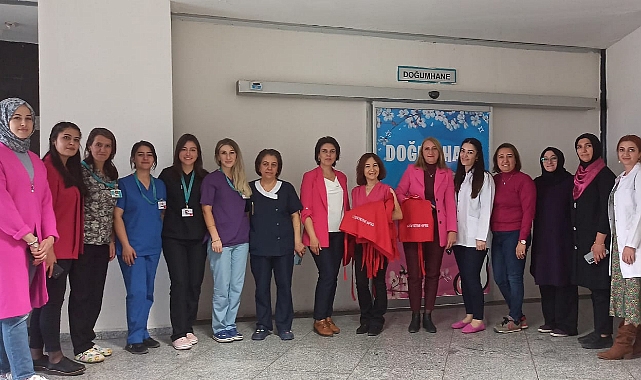 "Sağlıklı gelecek için bebeğinizi her istediğinizde emzirin"