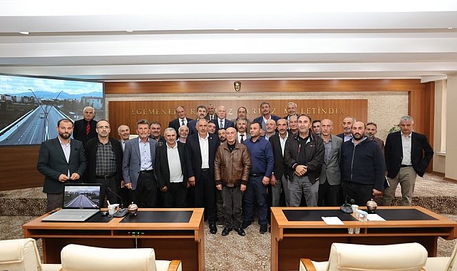 Sekmen; "Muhtarlarımız başımızın tacıdır"