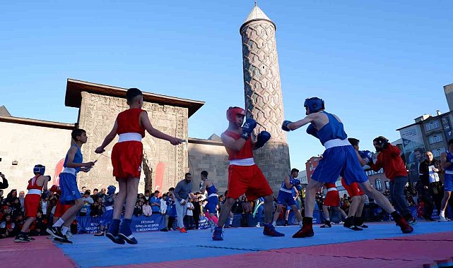 Şenlik havasında spor kutlaması