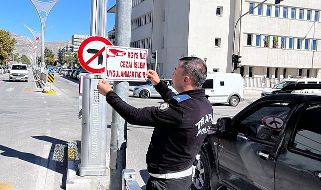 Trafik ekipleri kazaları önleme çalışmalarına devam ediyor