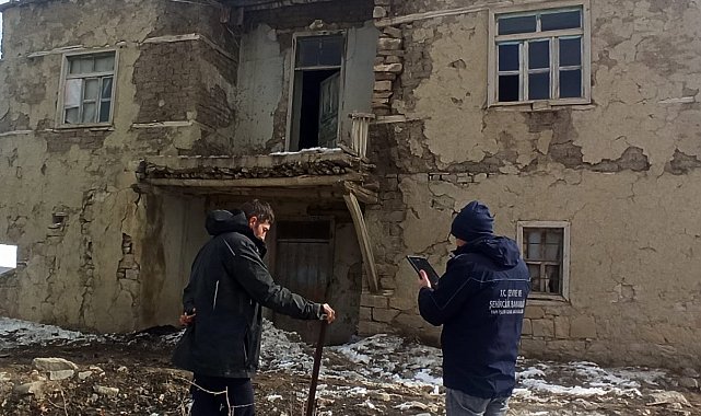 Tunceli'de hasar tespit çalışmaları sonuçlandı, ağır hasarlı yapıların yıkımına başlanacak