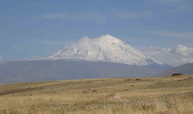 Türkiye'nin çatısı beyaza büründü