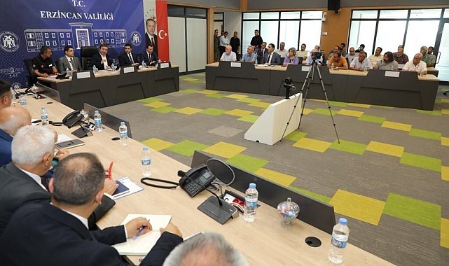 Vali Aydoğdu: "Muhtarlarımız, halkımızın sesi, devletimizin müşfik yönünü vatandaşımıza yansıtan gönül erleridir"